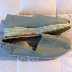 Bob’s from Skechers casual shoes- NWOT never worn